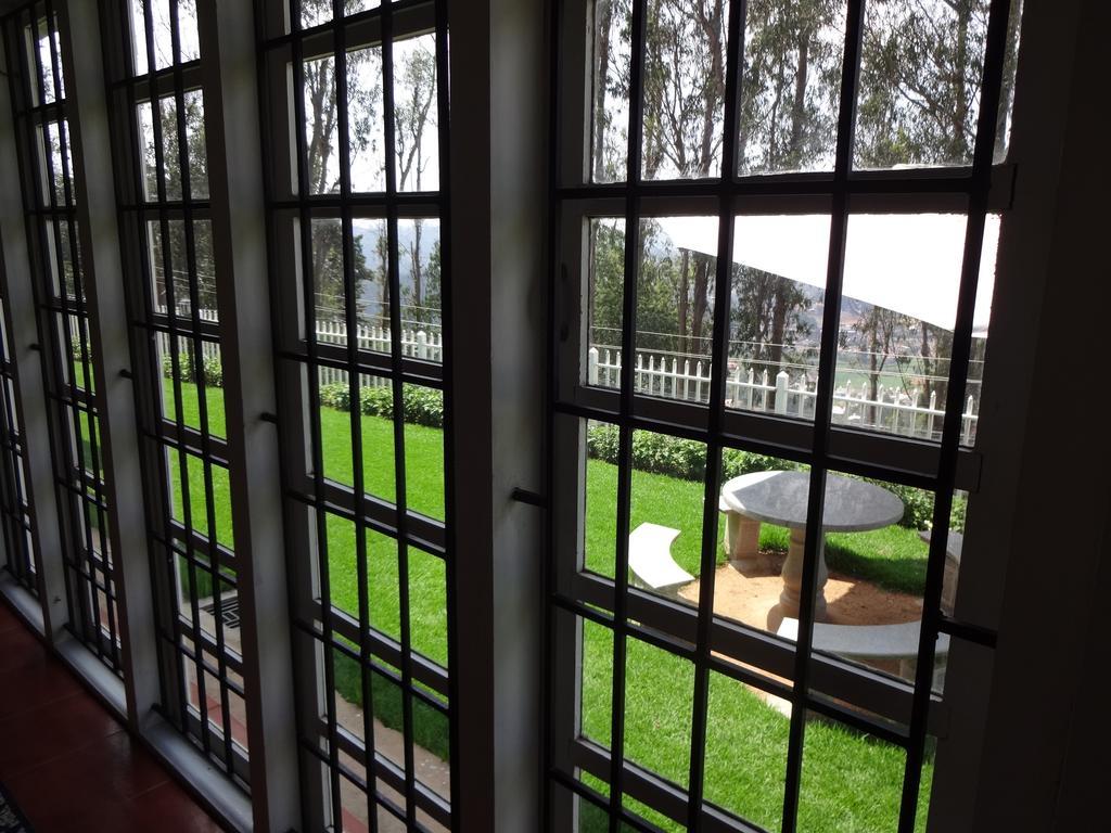 Irinjalakuda House Apartment Ooty Ngoại thất bức ảnh