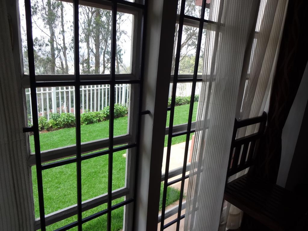 Irinjalakuda House Apartment Ooty Ngoại thất bức ảnh