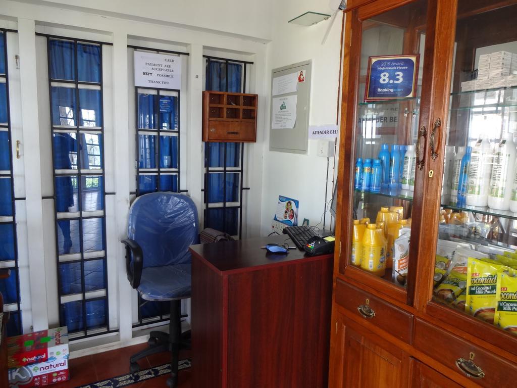 Irinjalakuda House Apartment Ooty Ngoại thất bức ảnh