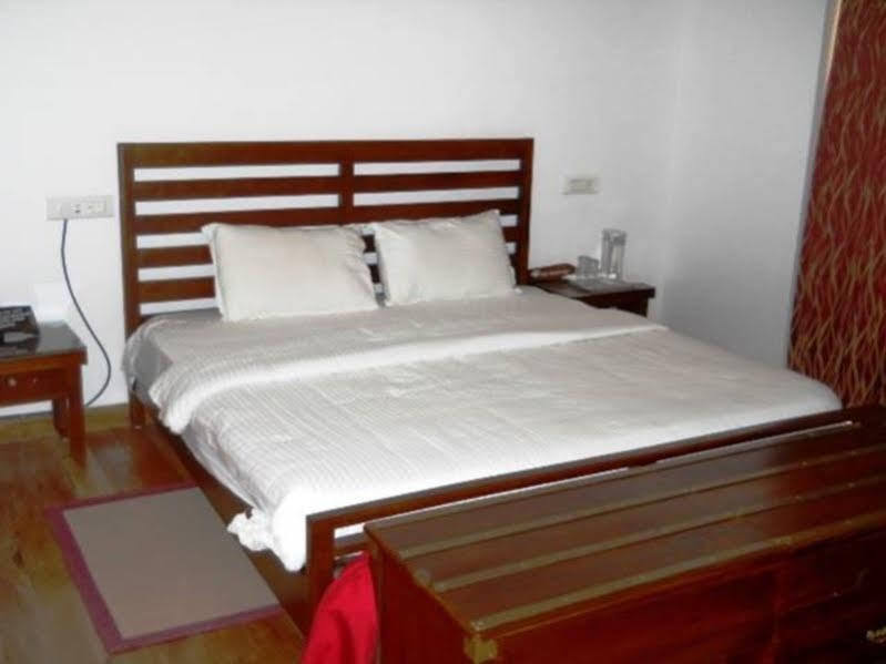 Irinjalakuda House Apartment Ooty Ngoại thất bức ảnh
